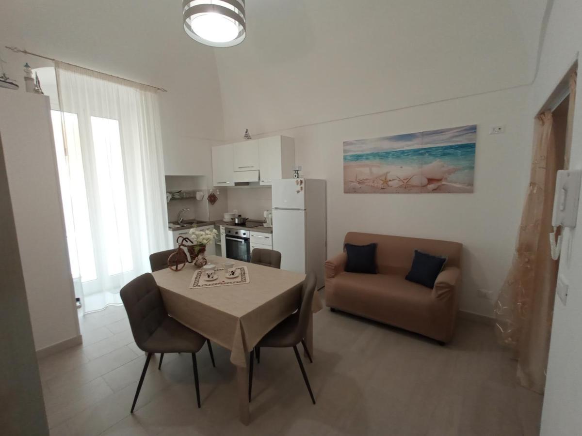 Casa Vacanze Iremia بولينيانو آ ماري المظهر الخارجي الصورة